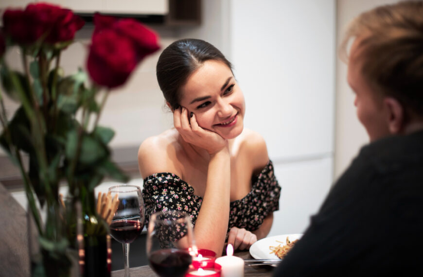 O czym pamiętać przed pierwszą randką w czyimś mieszkaniu?